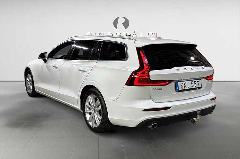 Bild 5 av Volvo V60 D4 190 HK AUT MOMENTUM DRAG NAVI SKINN VOC NYSERV 17"