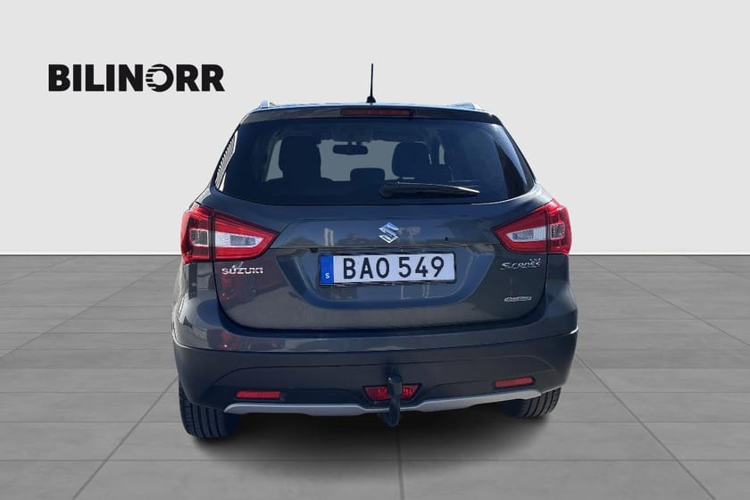 Bild 3 av Suzuki SX4 S-Cross 1.6 DOHC 16V VVT AllGrip (AWD) 140HK