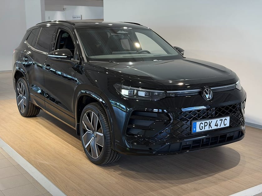 Bild 1 av Volkswagen Tayron eHybrid 272hk R-Line Dragkrok 360 Kamera - Kampanjpris!