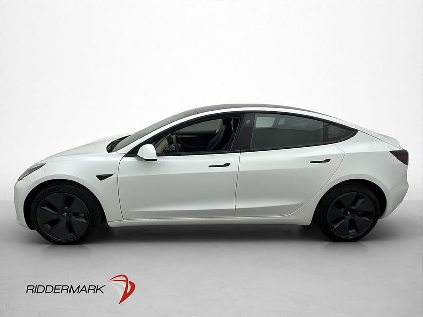 Bild 1 av Tesla Model 3 Standard Range Plus Autopilot Svensksåld MOMS
