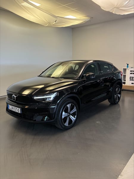 Volvo C40 Recharge Core/ Navigation/ Bakkamera /