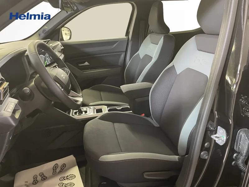 Bild 13 av 15 – Dacia Duster Hybrid 155 4x2 extreme
