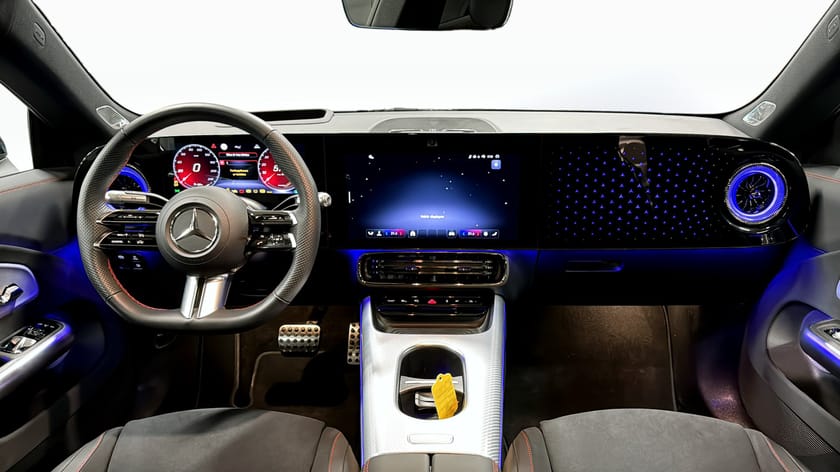 Bild 4 av Mercedes-Benz CLA 250+