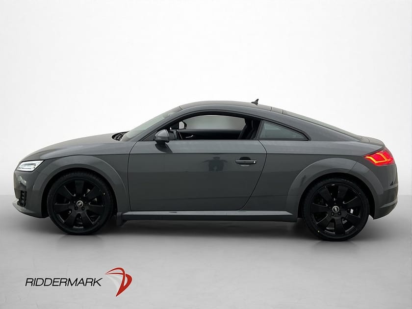Bild 2 av Audi TT Coupé 2.0 TFSI 230hk Cockpit 0,64l/mil