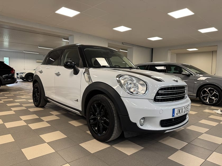 Bild 4 av MINI Countryman Cooper ALL4 Euro 6 122 Hk m/k värmare
