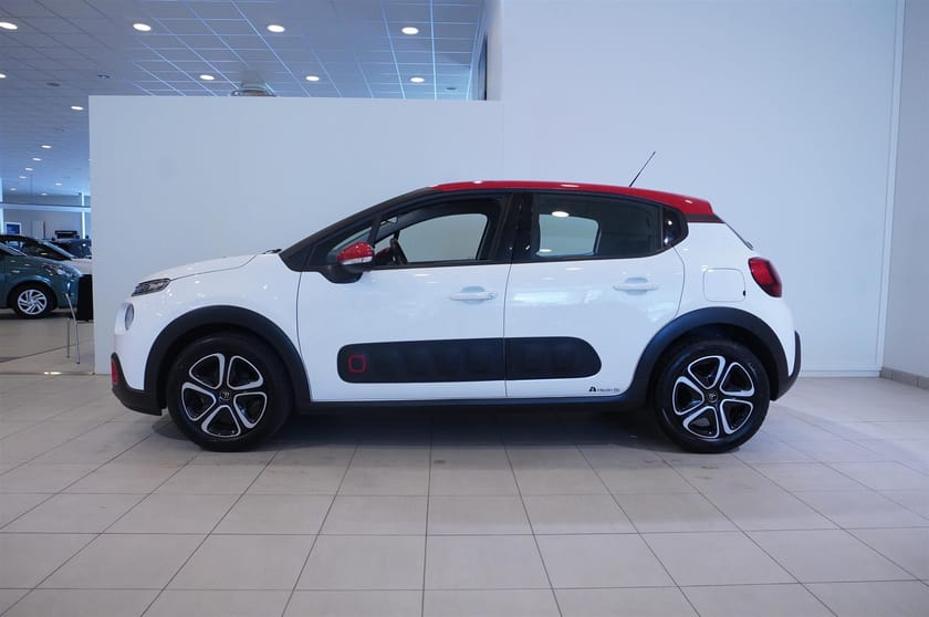 Bild 4 av Citroën C3 1.2 PureTech 82 Manuell, 83hk, Pdc-Bak, Navi, Bluetooth