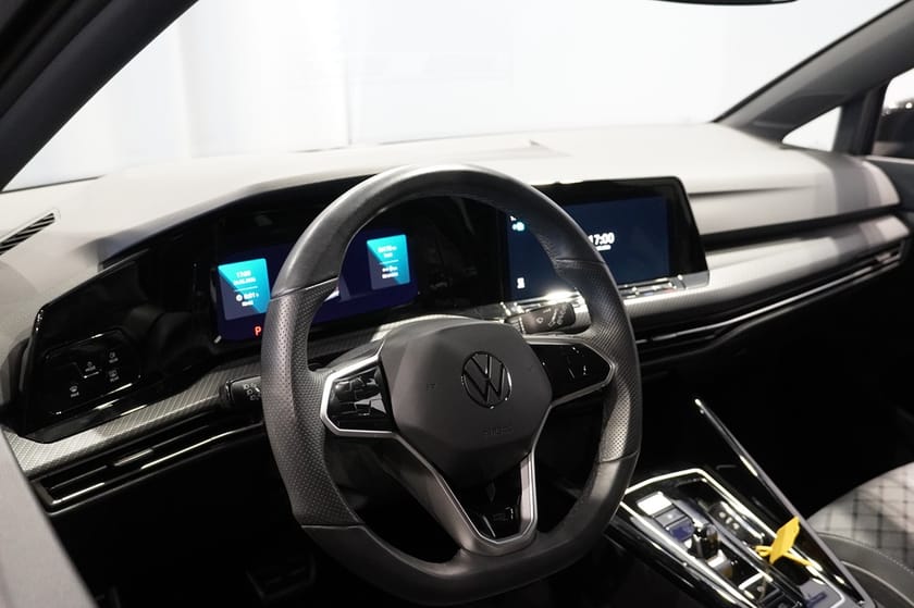 Bild 4 av Volkswagen Golf Sportscombi 1.5 eTSI DSG VÄRMARE