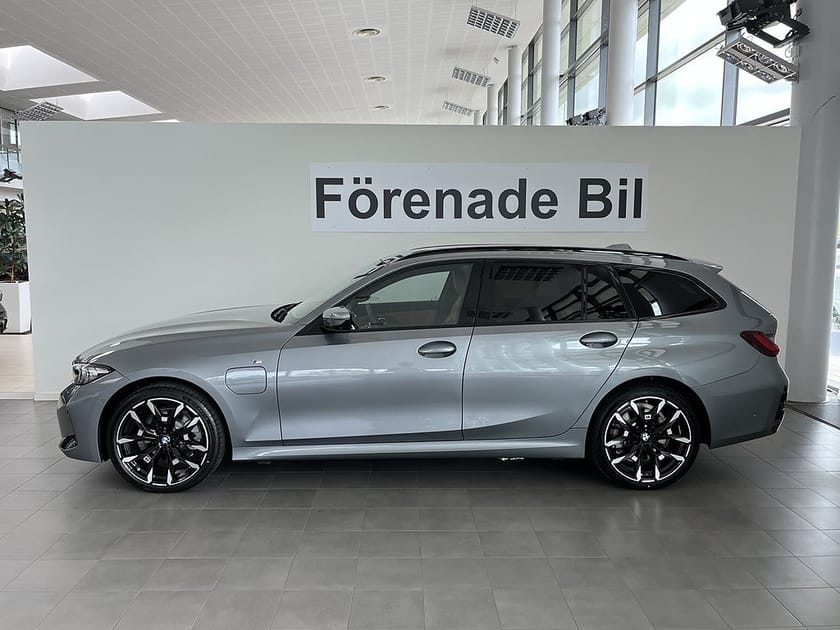 Bild 3 av BMW 330e xDrive Touring