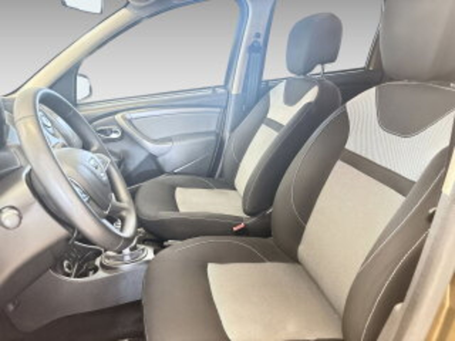 Dacia Duster 2017, bild 7/10