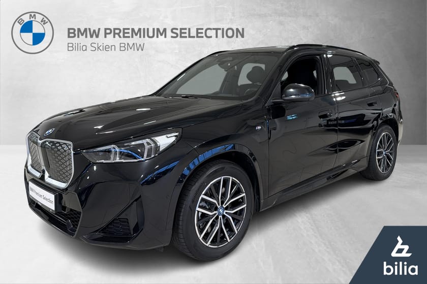 Bilde 1 av BMW iX1 xDrive30 xDrive 30e xDrive M-Sport Krok Comfacc Hifi