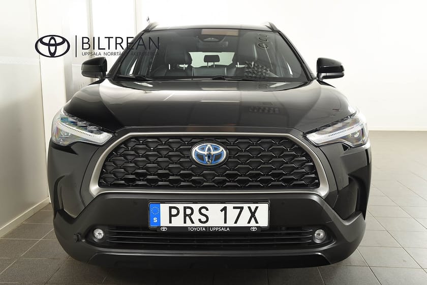 Bild 5 av Toyota Corolla Cross Hybrid AWD-i 2.0 Elhybrid AWD Executive Drag Backkamera Carplay