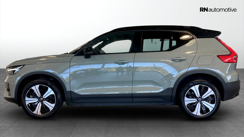 Bild 2 av Volvo XC40 Recharge Plus Edition