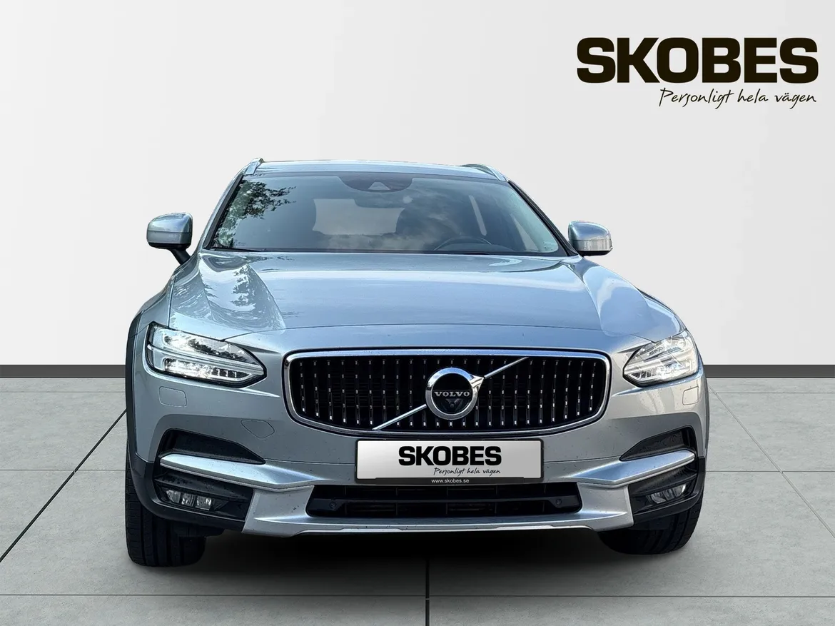 Volvo V90 Cross Country