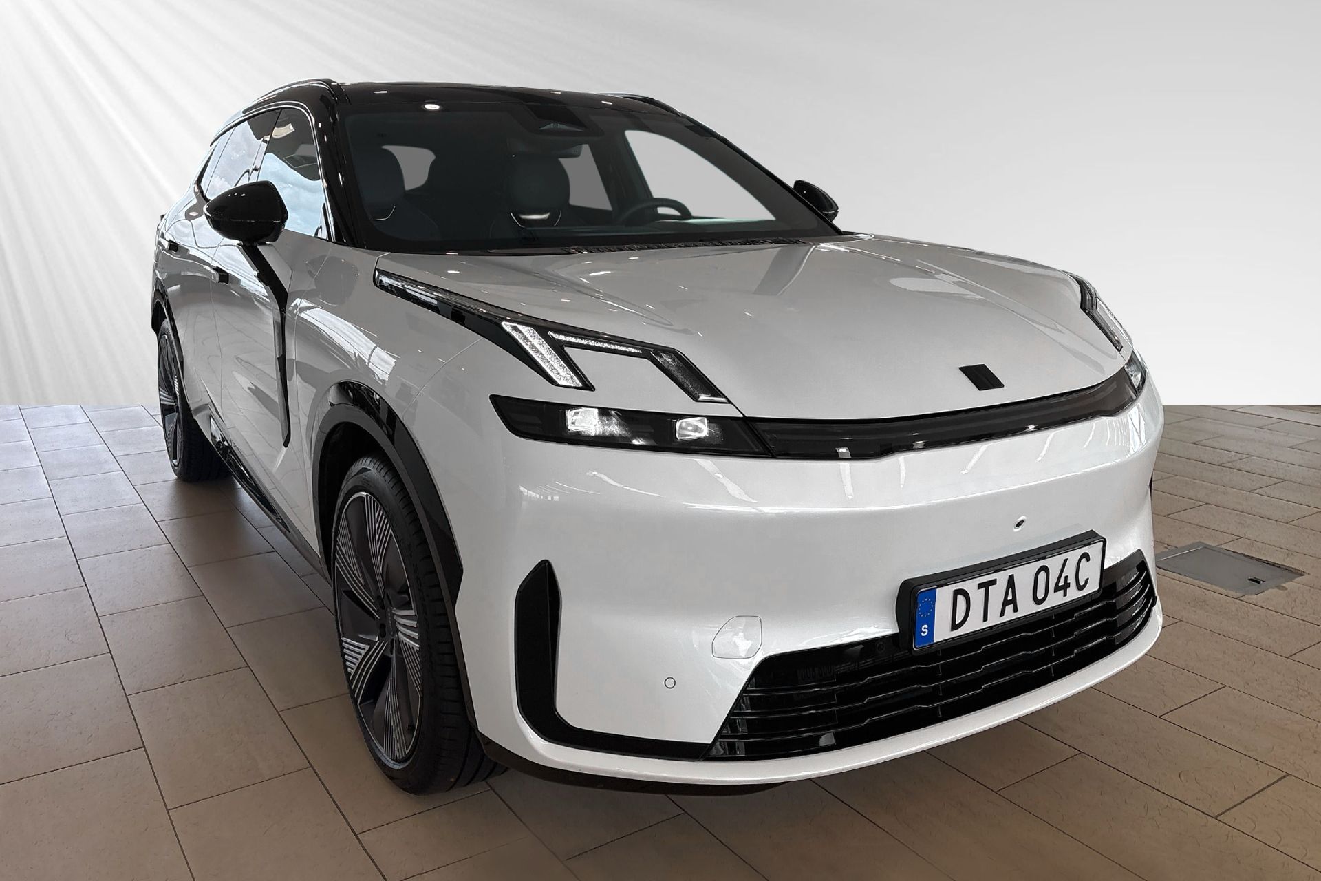 Lynk & Co 08 PHEV 2025, kuva 5/10