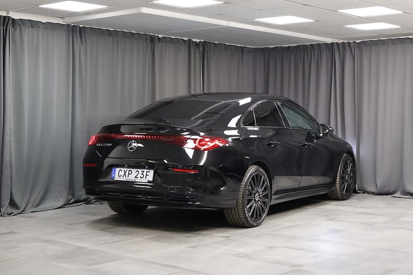Bild 2 av Mercedes-Benz CLA 250+ AMG Line Plus Head-UP Burmester Pano Rattvärme
