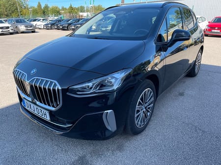 BMW 225e xDrive Active Tourer 225 E 245HK 4x4 Läder
