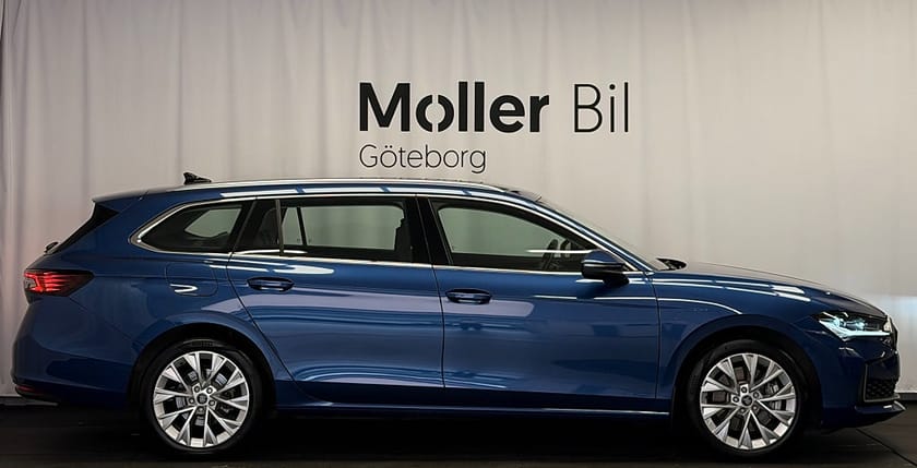 Bild 3 av Škoda Superb iV Kombi