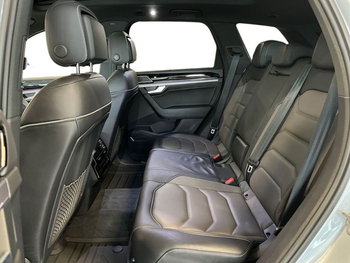 Volkswagen Volkswagen Touareg — bild 10