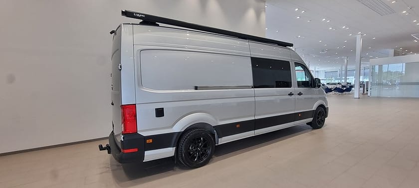Bild 2 av Volkswagen Crafter Kombi lång hjulbas 2.0TDI 177HK Automat - Se byggnation!