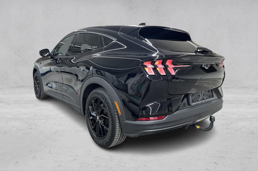 Bilde 3 av Ford Mustang Mach-E Standard Range RWD Inntil 440km Rekkevidde