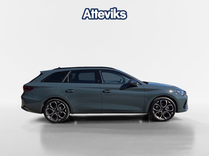 Bild 2 av CUPRA Leon Sportstourer e-Hybrid eHybrid 204hk| 12Mil | EDGE PKT|