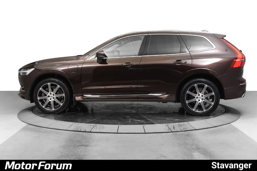 Bilde 2 av Volvo XC60 T8 AWD INSCRIPTION / SKINN/ PANORAMA /360 / HUD/ KROK