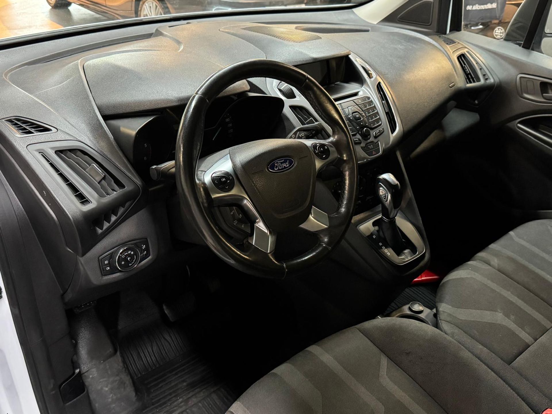 Ford Transit Connect 1.5 TDCi 2018, bild 6/15