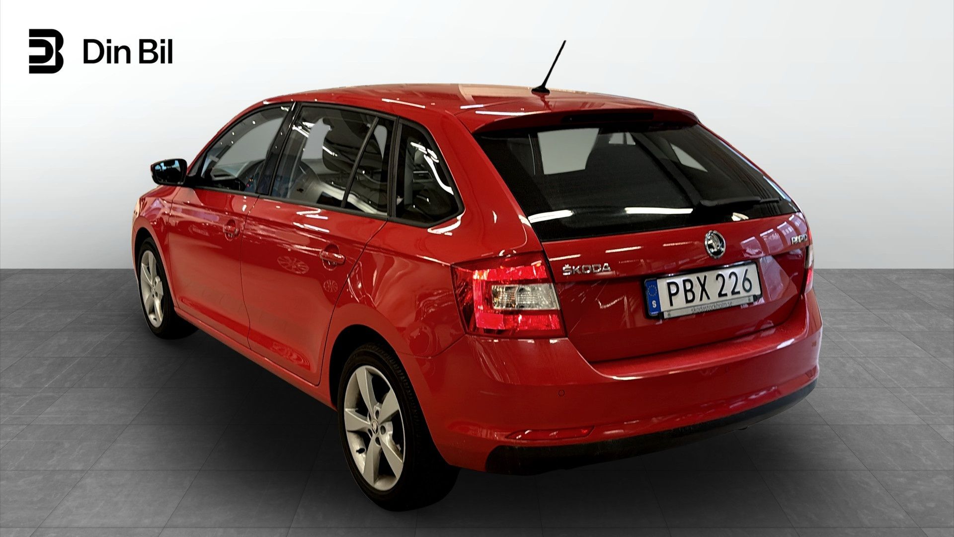 Skoda Rapid Spaceback 1.2 TSI 2017, photo 3/10