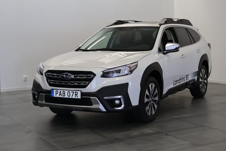 Subaru Outback Touring Dragkrok Motorvärmare Vinterhjul Låg skatt
