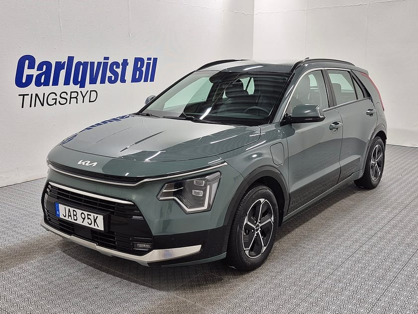 Bild 1 av Kia Niro Plug-In-Hybrid Plug in 183HK Action