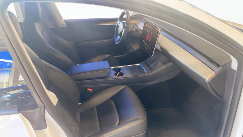 Bild 3 av Tesla Model Y Standard Range RWD | 299Hk | | 3,95% ränta