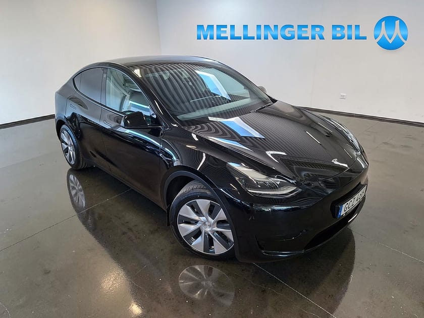 Bild 2 av Tesla Model Y Standard Range RWD Panorama|Läder
