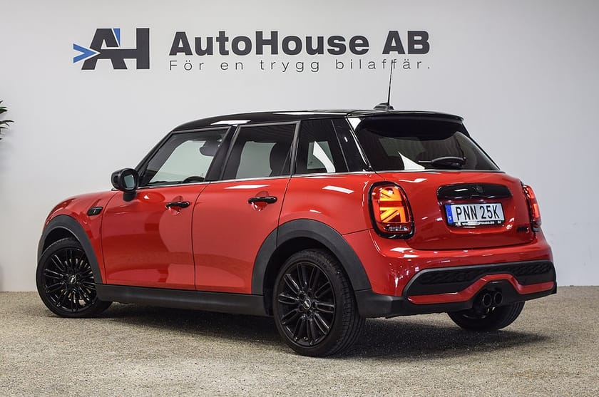 Bild 2 av MINI Cooper S 5-dörrars Backkamera CarPlay Harman Kardon 4,99%