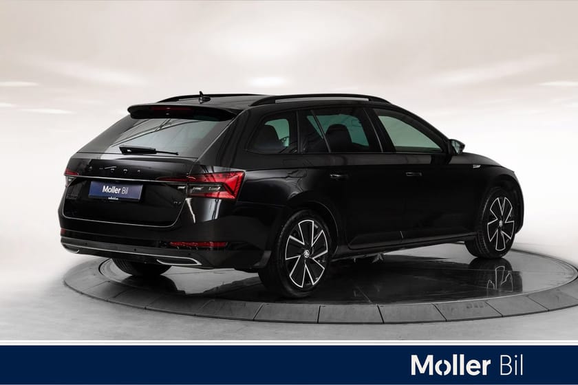 Bilde 2 av Škoda Superb iV Combi