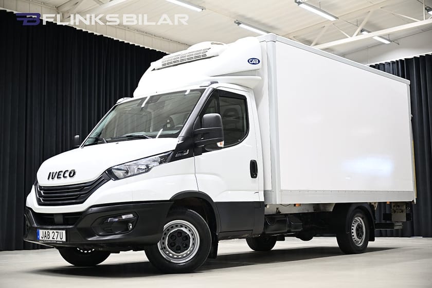 Bild 1 av Iveco Daily 35-140 Chassi Cab 136HK Automat|Volymskåp|Kylbil|Sidodörr|Bakgavellyft