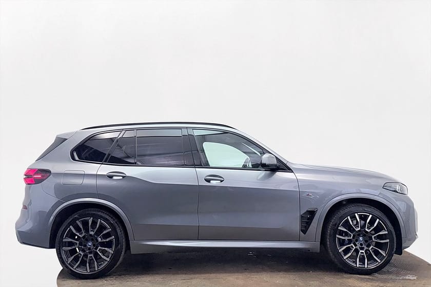 Bild 5 av BMW X5 xDrive50e M Sport Pro Travel Inno Pano Drag HUD H/K