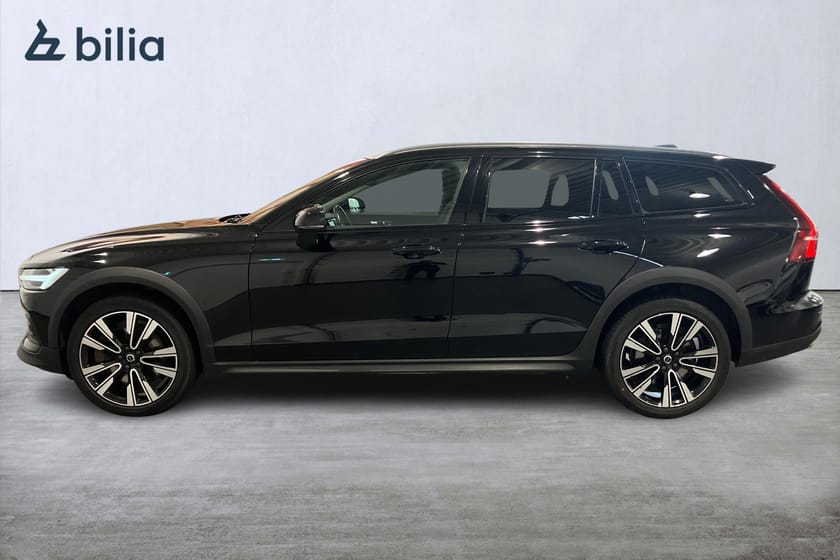 Bild 3 av Volvo V60 Cross Country B4 AWD D Adv NaviP Edt Parkeringskamera 360 Mörkt tonade rutor 5 st Panoramaglastak Infällbar dragkrok
