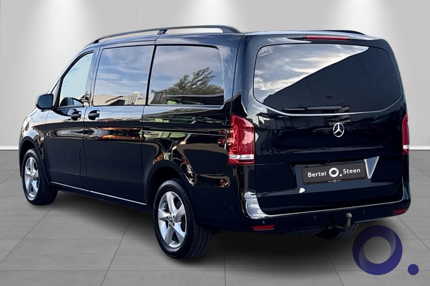 Bilde 3 av Mercedes-Benz Vito 119 CDI 4x4 3.0t 2-Seter, skinn, H.feste, Park.varmer, kledn. varerom