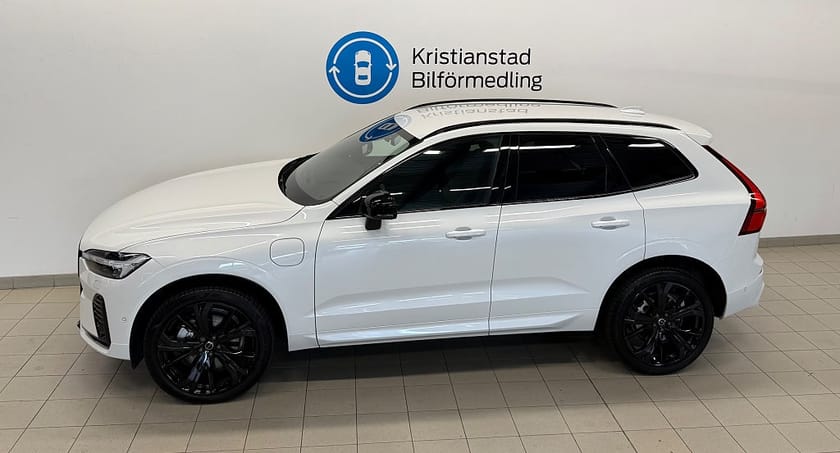 Bild 4 av Volvo XC60 Recharge T6 AWD Aut Plus Black Nordic Edition