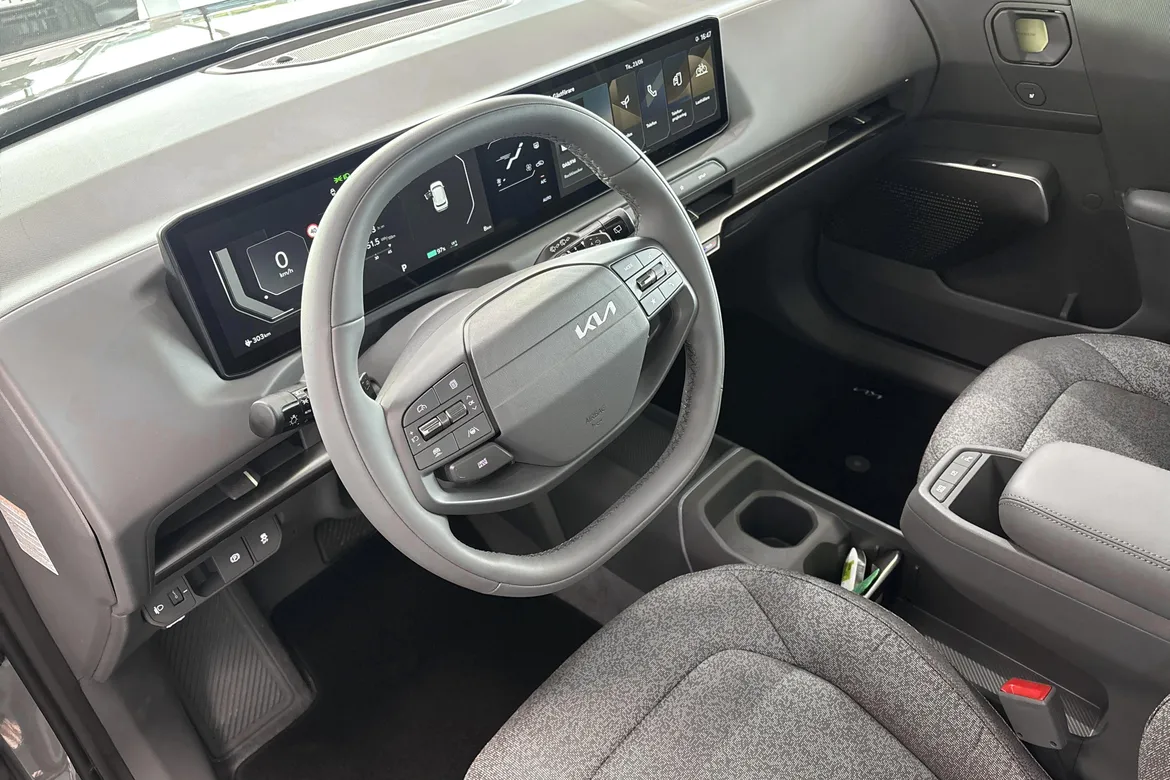 picture of a car