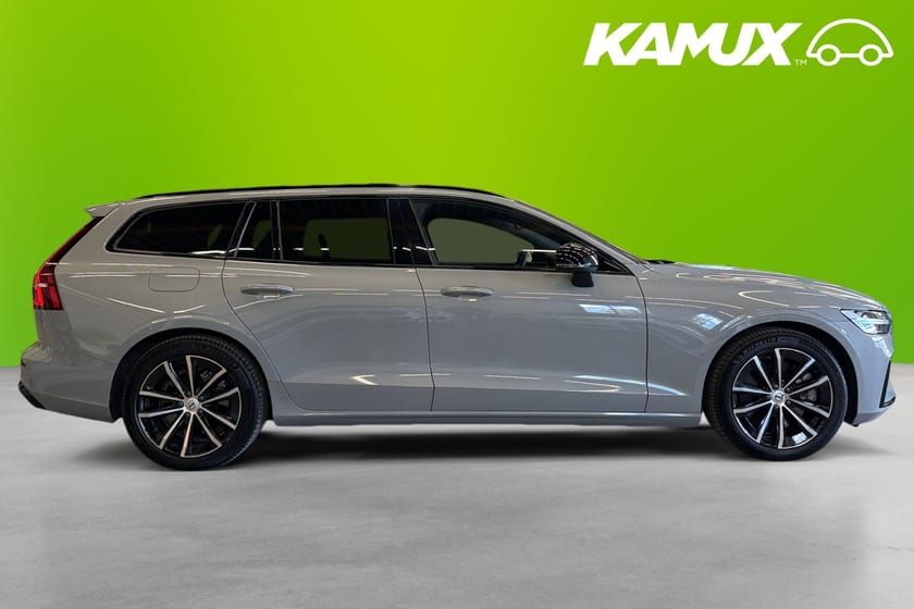 Bild 2 av Volvo V60 Recharge T6 II AWD Plus Dark B-Kam Skinn CarPlay GPS BLIS Moms