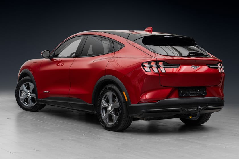 Bilde 2 av Ford Mustang Mach-E Long Range 610 KM WLTP//HENGERFESTE//NY I NORGE