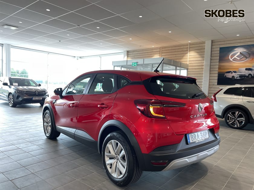 Bild 4 av Renault Captur TCe 140 Equilibre EDC
