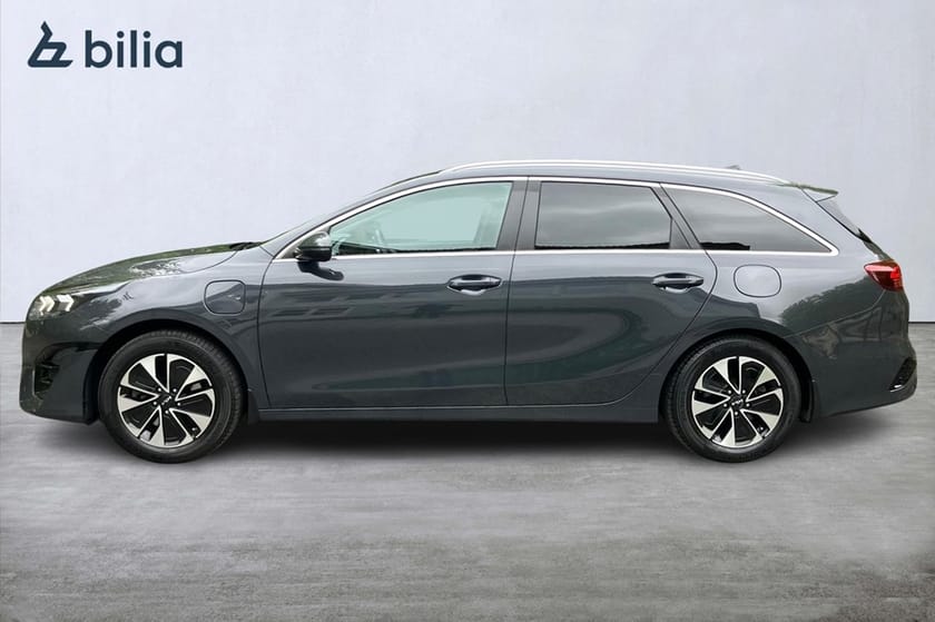 Bild 2 av Kia Ceed Sportswagon Plug-in Hybrid PHEV  V-HJUL FRIKTION