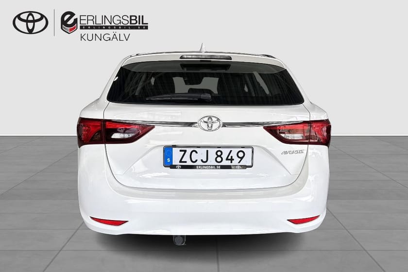 Bild 5 av Toyota Avensis Kombi 1.8 ACTIVE Manuell Dragkrok