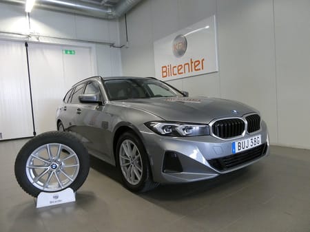 BMW 330e xDrive Touring