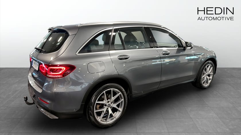 Bild 3 av Mercedes-Benz GLC 300 4MATIC SUV / AMG PAKET / 20" ALU / DRAGKROK