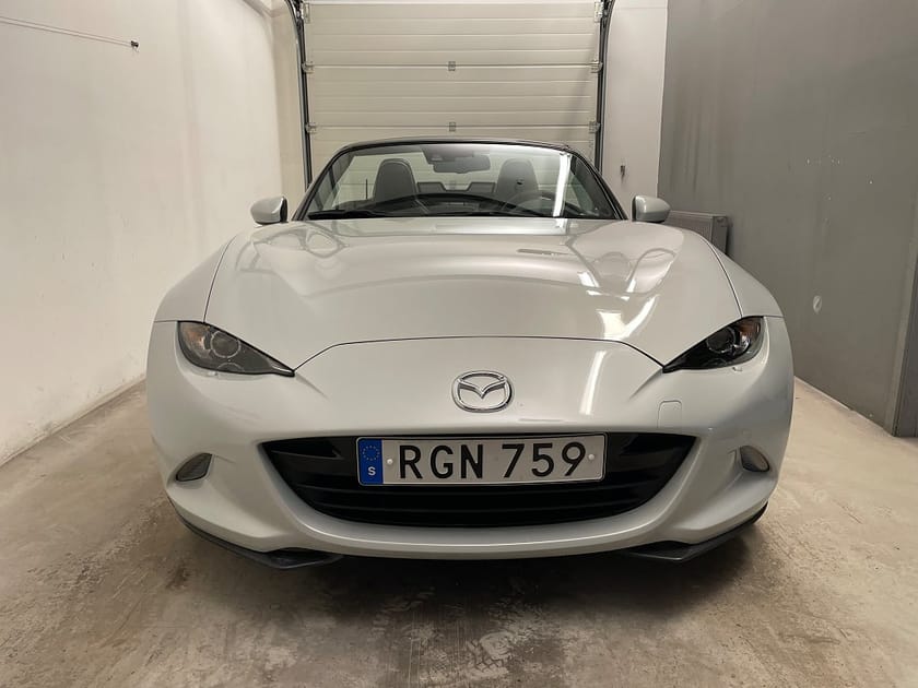 Bild 3 av Mazda MX-5 2.0 SKYACTIV-G Cab 160hk - RECARO - BOSE - NAVI -