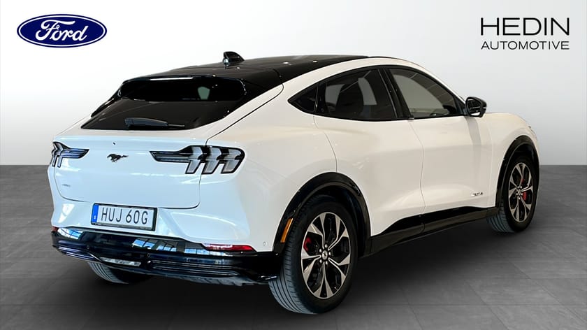 Bild 2 av Ford Mustang Mach-E Standard Range AWD 269hk Teknikpaket + | Pano | B&O