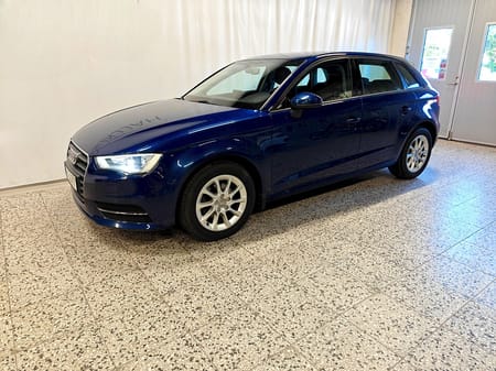 Audi A3 Sportback 1.2 TFSI, 110hk Attraction, V-Hjul, M-Värmare